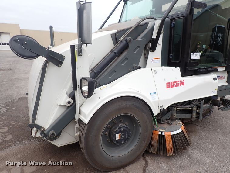 image for item DN2202 2012 Elgin Pelican NP  street sweeper truck