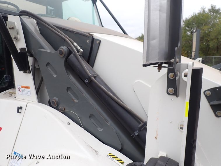 image for item DN2202 2012 Elgin Pelican NP  street sweeper truck