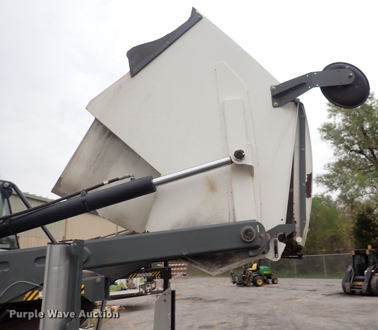 image for item DN2202 2012 Elgin Pelican NP  street sweeper truck