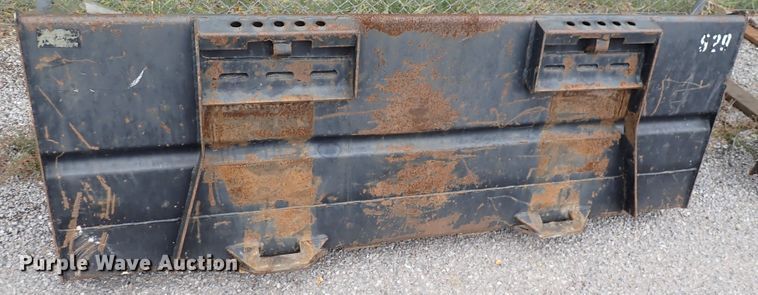 image for item DN2204 1999 New Holland LX885  skid steer loader