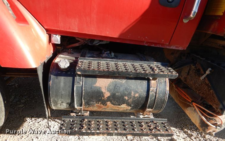 image for item DN5273 2007 International 7400 SFA  dump truck