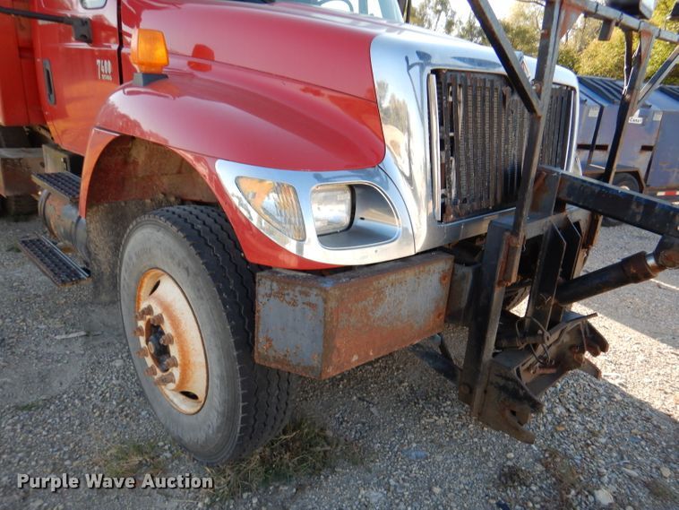 image for item DN5273 2007 International 7400 SFA  dump truck