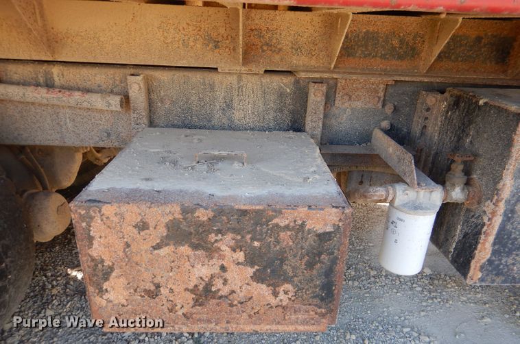 image for item DN5273 2007 International 7400 SFA  dump truck