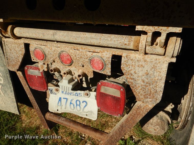 image for item DN5273 2007 International 7400 SFA  dump truck