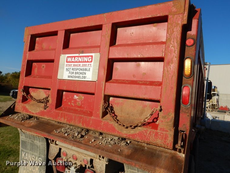 image for item DN5273 2007 International 7400 SFA  dump truck