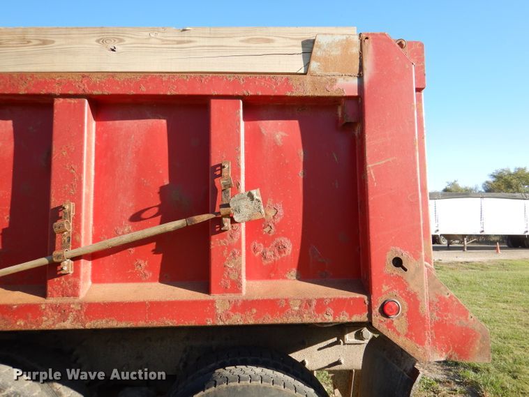 image for item DN5273 2007 International 7400 SFA  dump truck