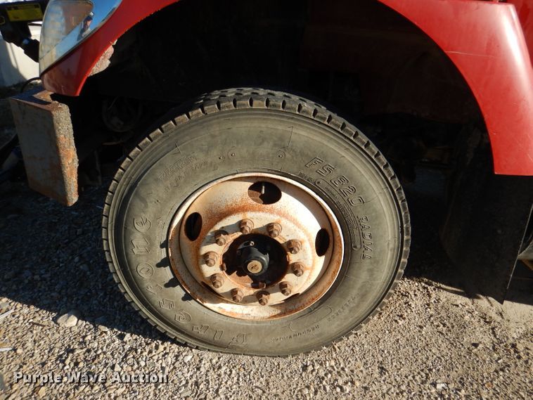 image for item DN5273 2007 International 7400 SFA  dump truck