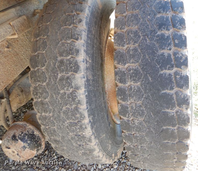 image for item DN5273 2007 International 7400 SFA  dump truck