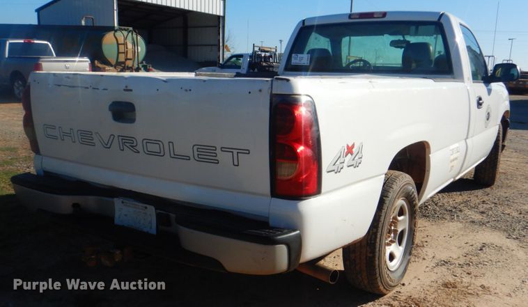 image for item DN6502 2004 Chevrolet Silverado 1500  pickup truck