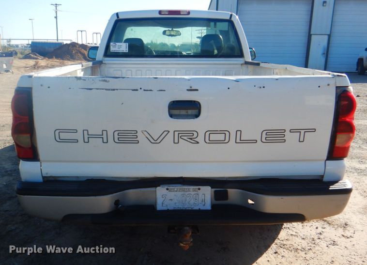 image for item DN6502 2004 Chevrolet Silverado 1500  pickup truck
