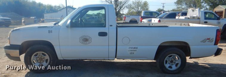 image for item DN6502 2004 Chevrolet Silverado 1500  pickup truck