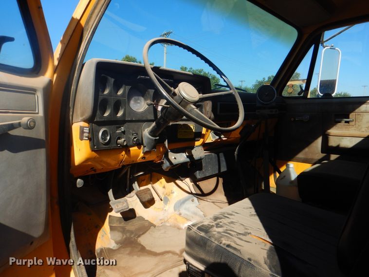 image for item DN6503 1983 Chevrolet C70  oil distributor truck