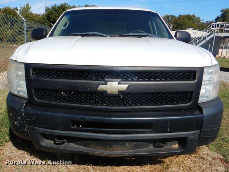 image for item DN6516 2011 Chevrolet Silverado 1500  Ext. Cab pickup truck