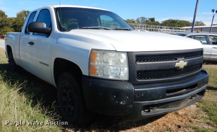image for item DN6516 2011 Chevrolet Silverado 1500  Ext. Cab pickup truck