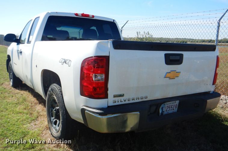 image for item DN6516 2011 Chevrolet Silverado 1500  Ext. Cab pickup truck