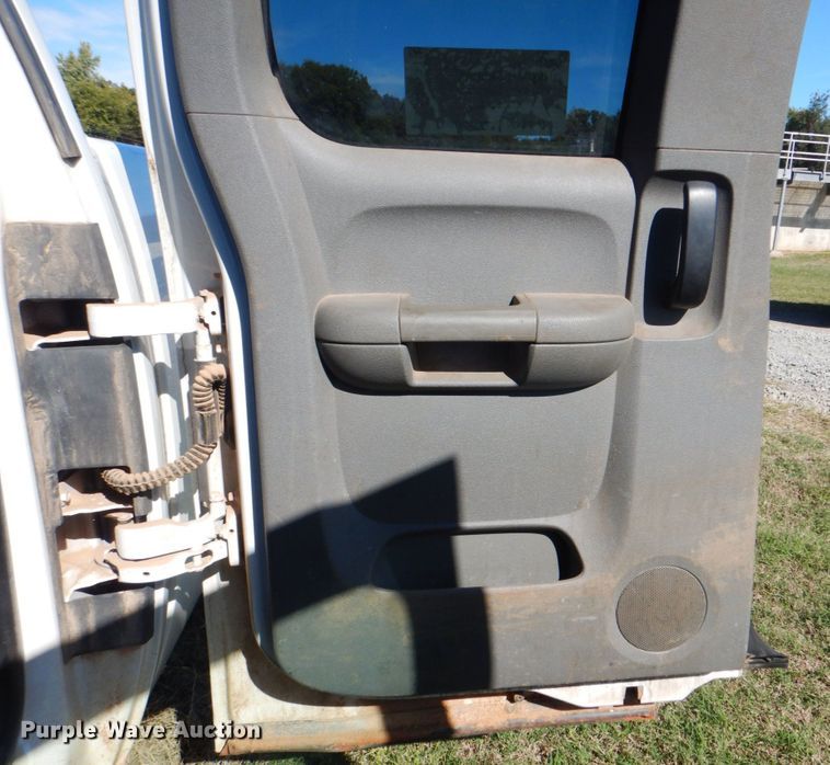 image for item DN6516 2011 Chevrolet Silverado 1500  Ext. Cab pickup truck