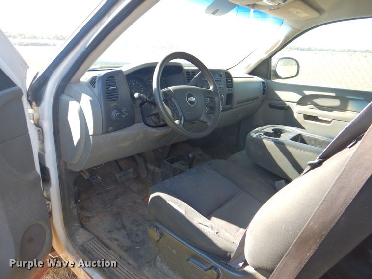 image for item DN6516 2011 Chevrolet Silverado 1500  Ext. Cab pickup truck