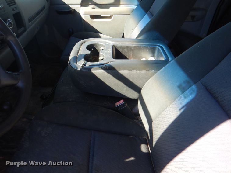 image for item DN6516 2011 Chevrolet Silverado 1500  Ext. Cab pickup truck