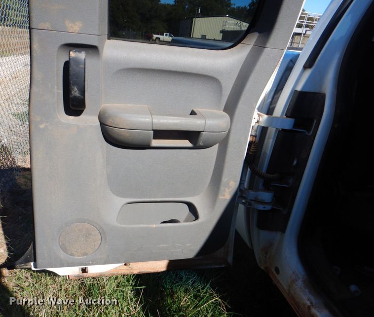 image for item DN6516 2011 Chevrolet Silverado 1500  Ext. Cab pickup truck