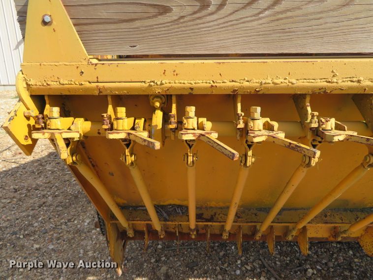 image for item DN7796 SPK-H  chip spreader