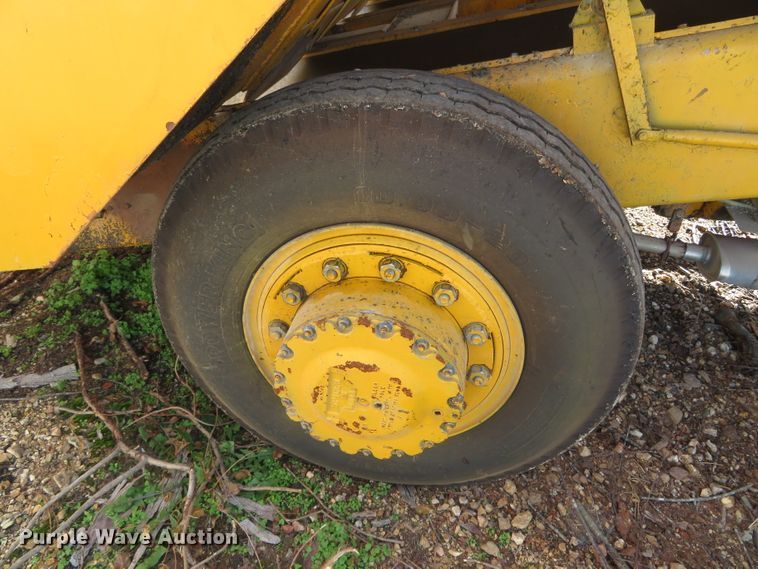 image for item DN7796 SPK-H  chip spreader