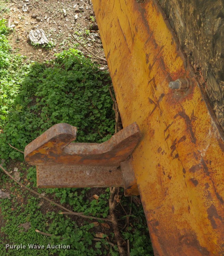 image for item DN7796 SPK-H  chip spreader