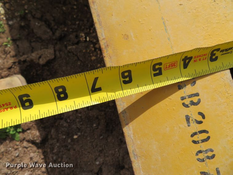 image for item DN7799 (11) Caterpillar cutting edges