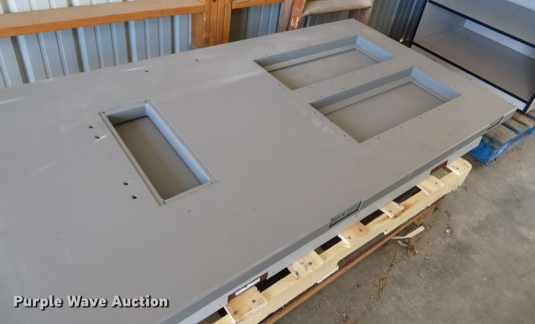 image for item DN7807 Approximately 14 doors