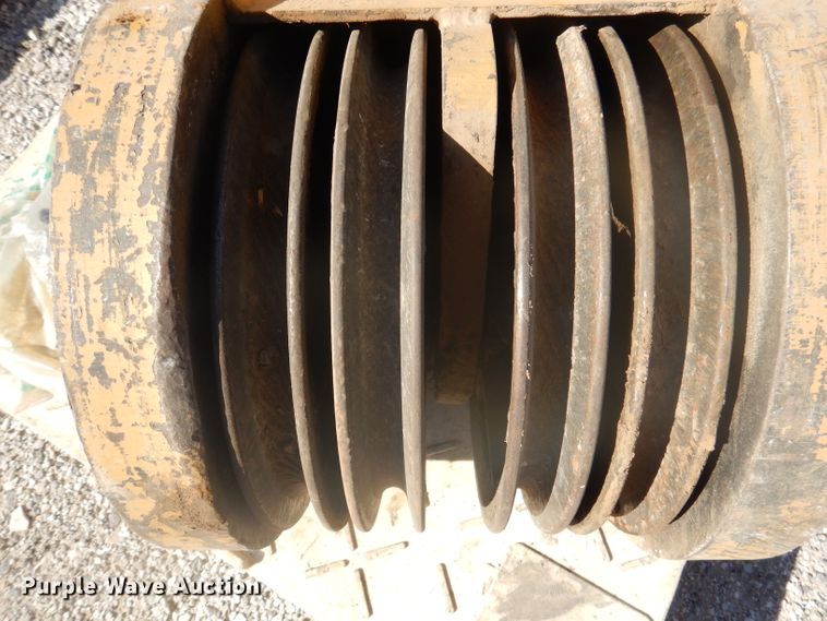 image for item DY9723 P&H crane block