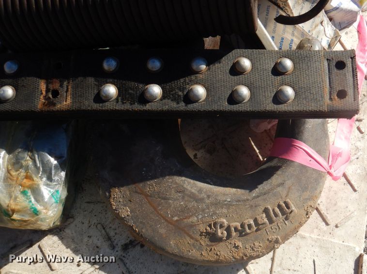 image for item DY9723 P&H crane block