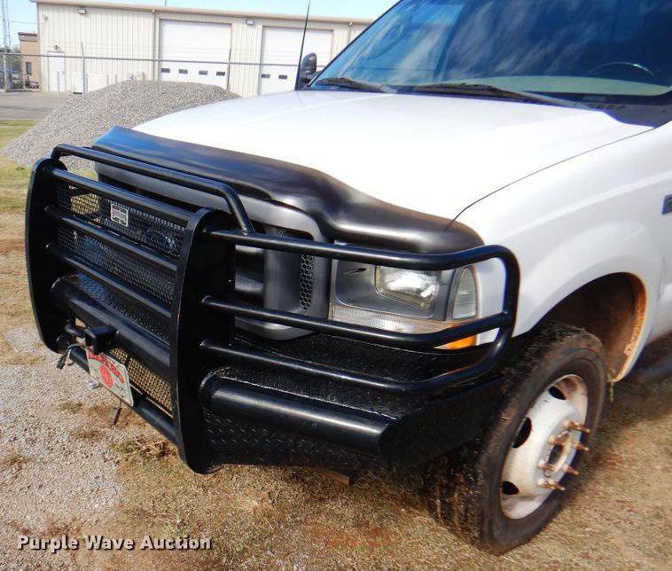 image for item EX9674 2003 Ford F450 Super Duty  truck cab and chassis