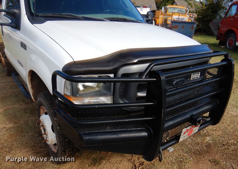 image for item EX9674 2003 Ford F450 Super Duty  truck cab and chassis