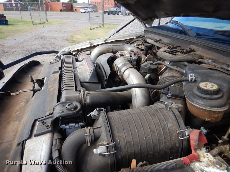 image for item EX9674 2003 Ford F450 Super Duty  truck cab and chassis