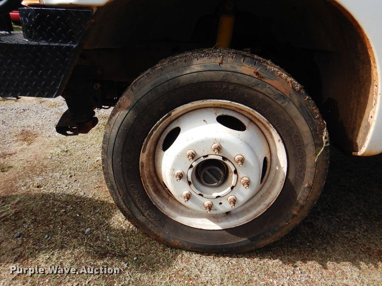 image for item EX9674 2003 Ford F450 Super Duty  truck cab and chassis