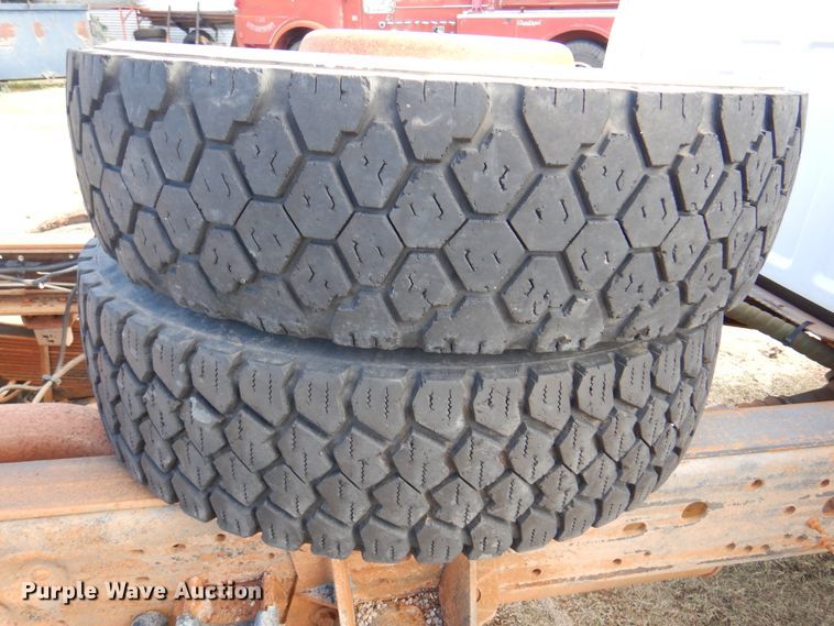 image for item EX9674 2003 Ford F450 Super Duty  truck cab and chassis