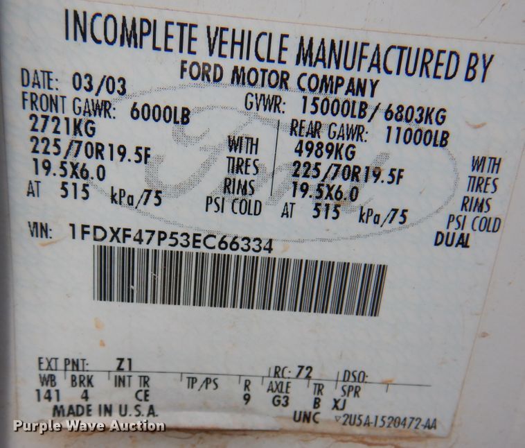 image for item EX9674 2003 Ford F450 Super Duty  truck cab and chassis