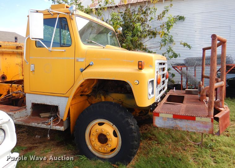 image for item EX9675 1980 International 1824  pumper fire truck