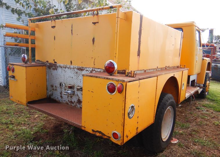 image for item EX9675 1980 International 1824  pumper fire truck