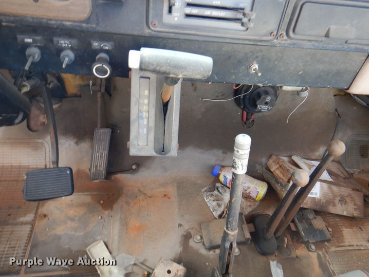 image for item EX9675 1980 International 1824  pumper fire truck