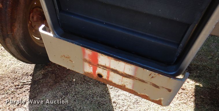 image for item EX9676 1975 Massey Ferguson 265  tractor