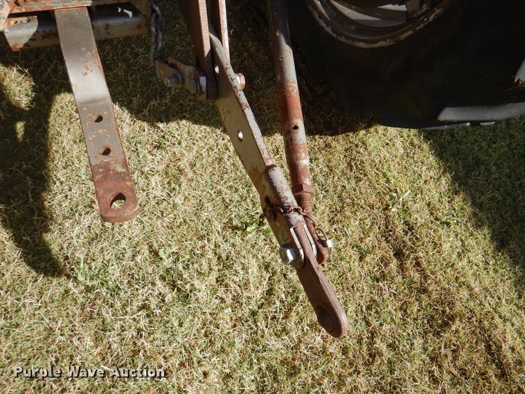 image for item EX9676 1975 Massey Ferguson 265  tractor