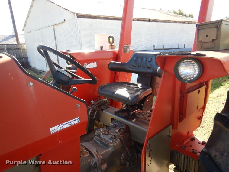 image for item EX9676 1975 Massey Ferguson 265  tractor