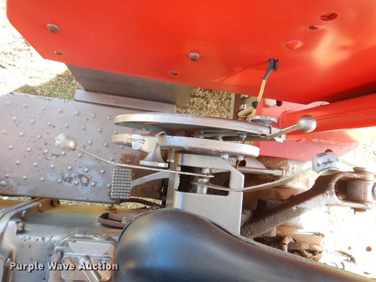 image for item EX9676 1975 Massey Ferguson 265  tractor