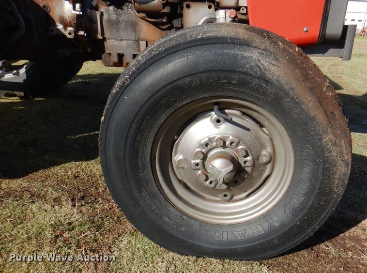 image for item EX9676 1975 Massey Ferguson 265  tractor