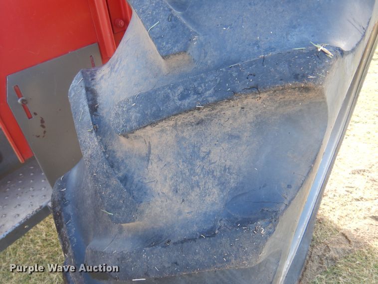 image for item EX9676 1975 Massey Ferguson 265  tractor