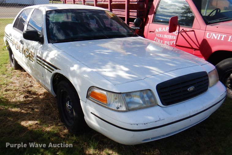 image for item EX9678 2000 Ford Crown Victoria Police Interceptor