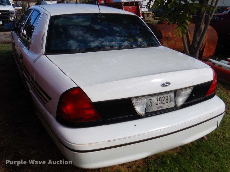 image for item EX9678 2000 Ford Crown Victoria Police Interceptor