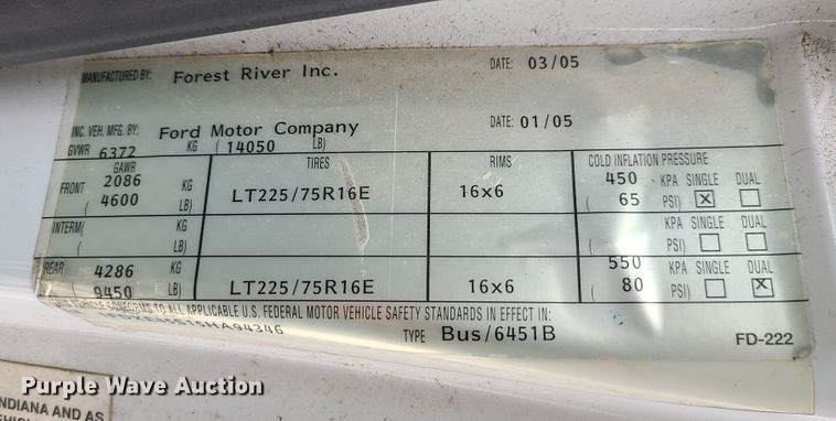 image for item EZ9202 2005 Ford Econoline E450  shuttle bus