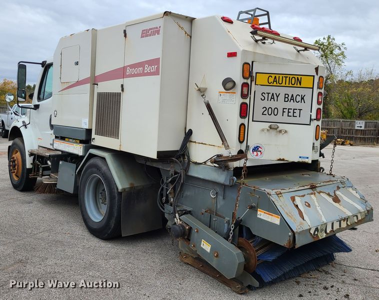 image for item EZ9207 2007 Freightliner M2 106  street sweeper truck