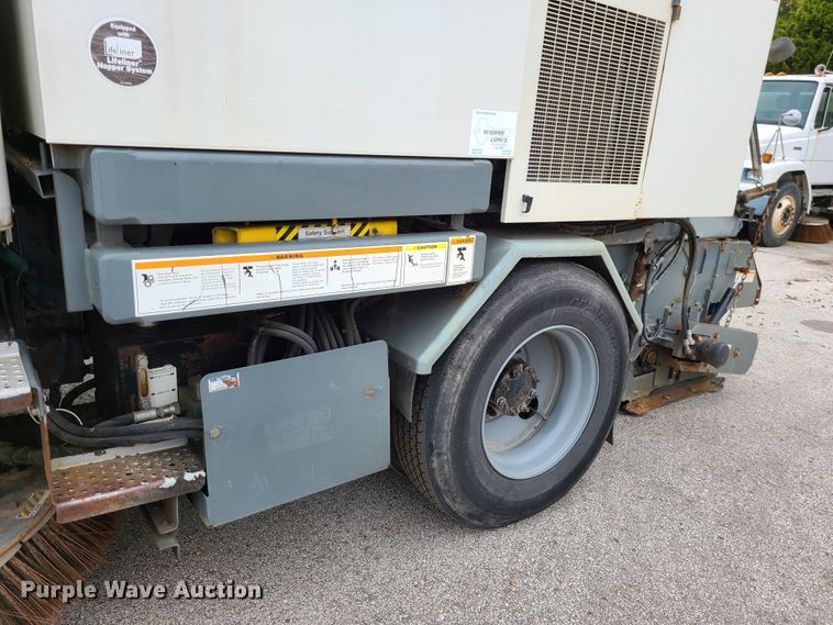 image for item EZ9207 2007 Freightliner M2 106  street sweeper truck